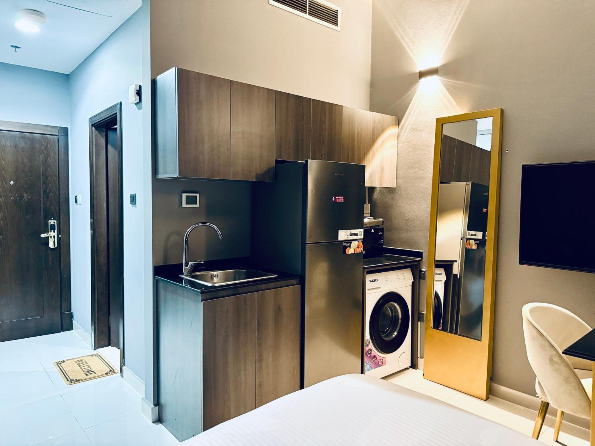 Al Manara Classic Deluxe Apartment